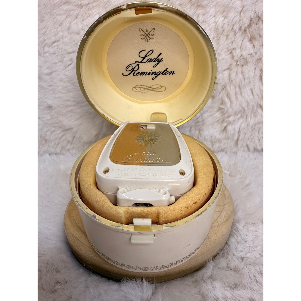 Vintage Lady Remington Electric Shaver Model LL Made in USA with Vanity Case